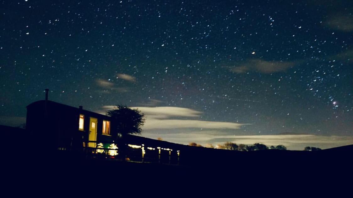 Fauld O Wheat Shepherds Hut , Loch Ken ,off Grid Chalet Castle Douglas